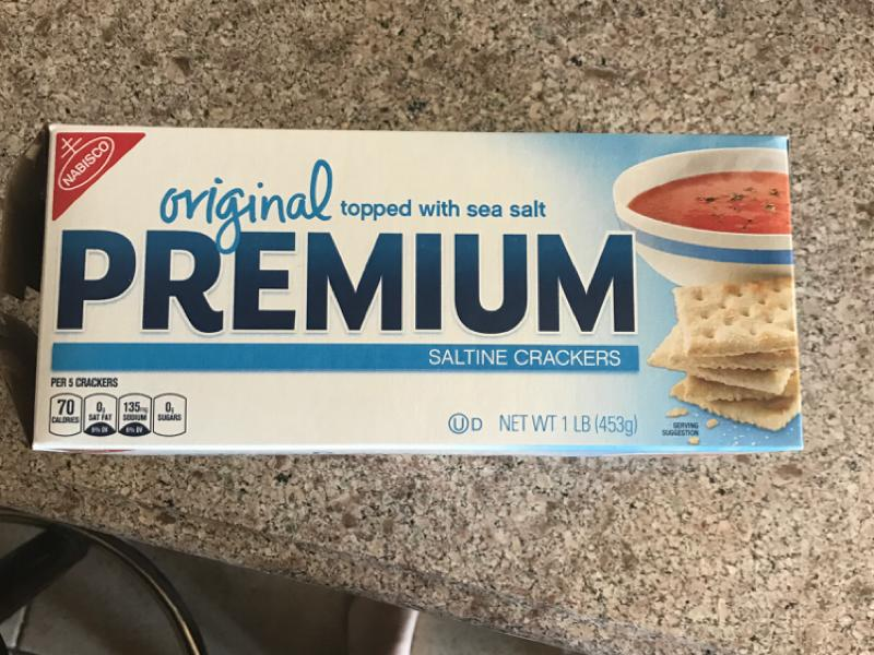 Saltine Crackers Nutrition Label